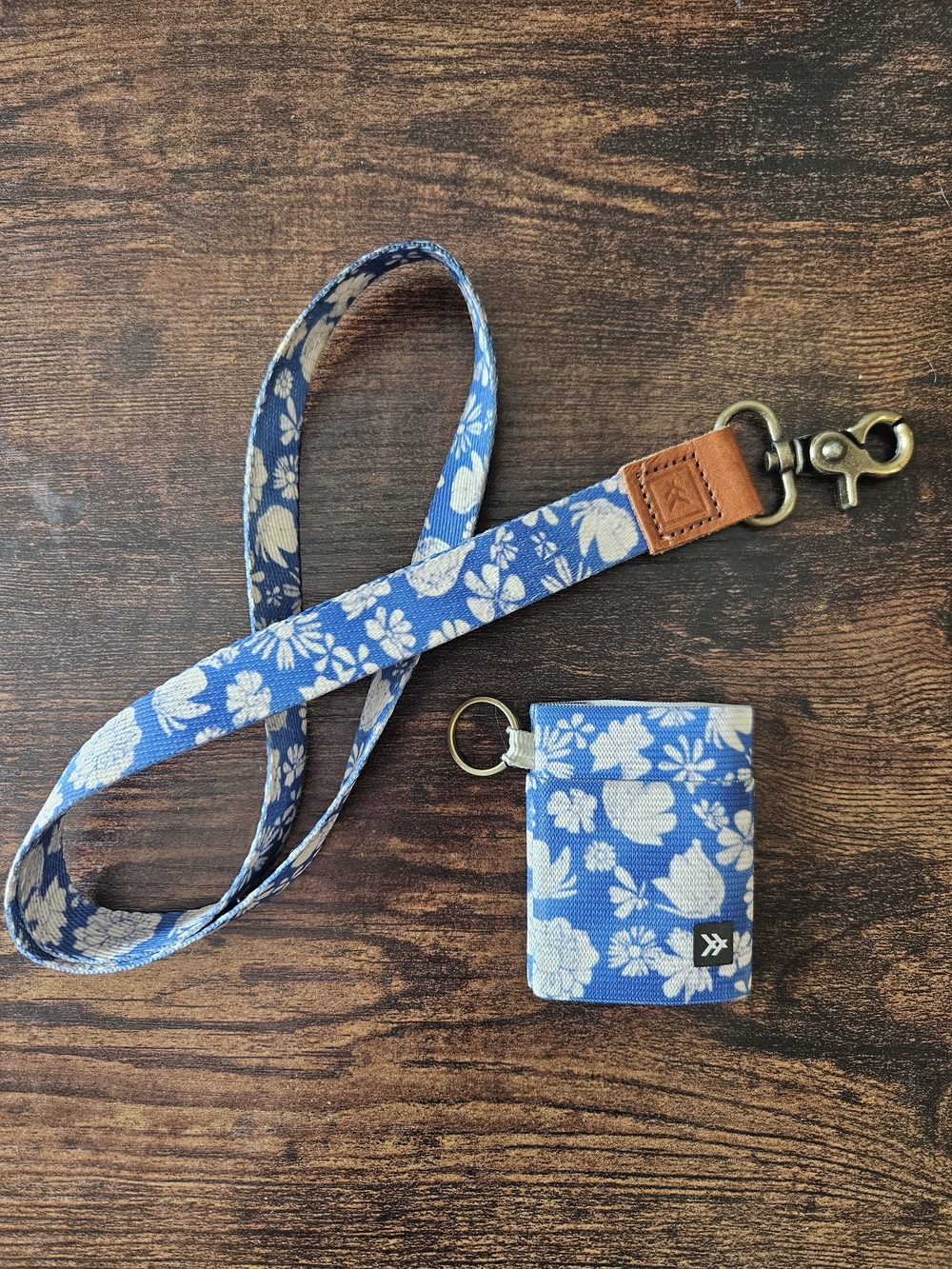 Thread Wallet Set - Fawn - Lanyard & Elastic Wallet